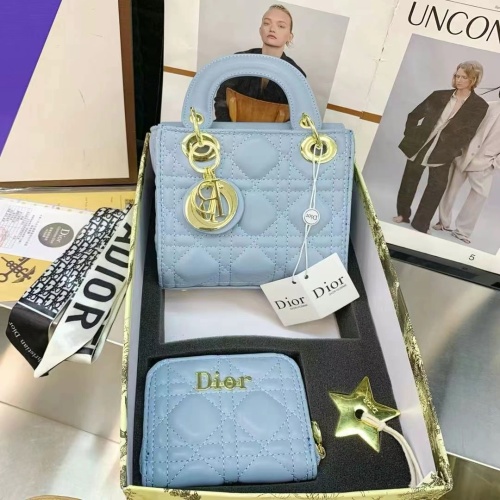 New gift boxes for women's bags, and card bags