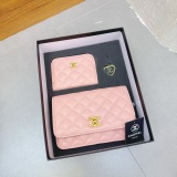 New gift boxes for women's bags, scarves, and card bags