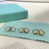 New hollow smooth heart-shaped earrings