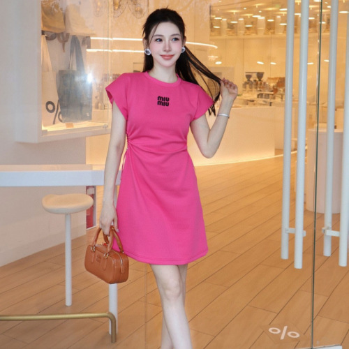 Spring and summer new letter embroidery decoration fashionable round neck sleeveless dress