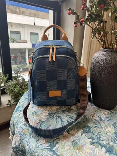 New Bag Fashionable backbag