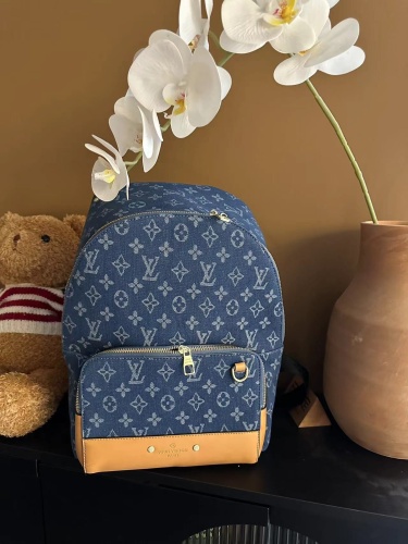 New Bag Fashionable backbag