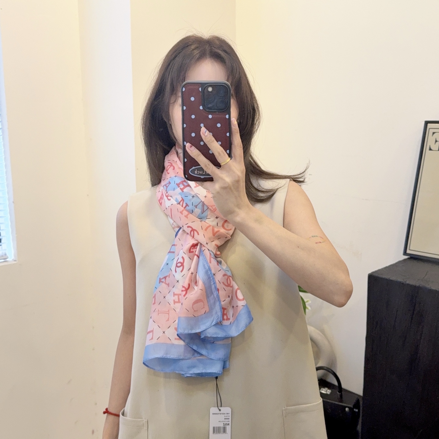 Newly arrived women's fashionable silk scarf