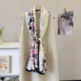 Newly arrived women's fashionable silk scarf