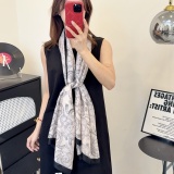 Newly arrived women's fashionable silk scarf