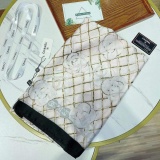 Newly arrived women's fashionable silk scarf