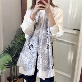 Newly arrived women's fashionable silk scarf