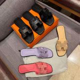 New fashionable women's slippers(WITHOUT BOX)