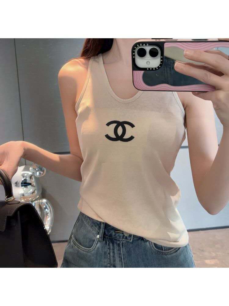 Spring and summer new embroidered letter U-neck knitted vest