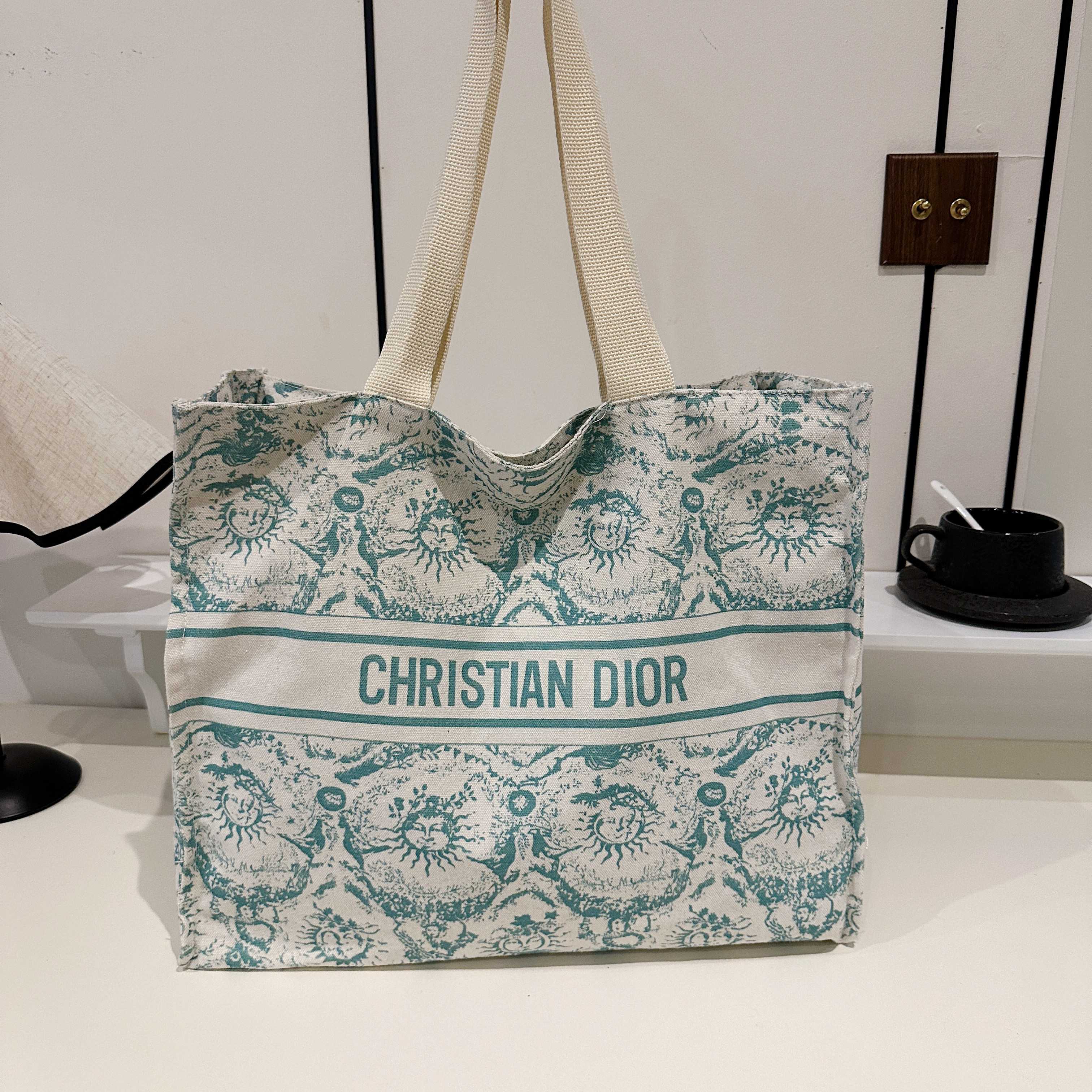 Fashionable shoulder bag, cloth bag, shopping bag