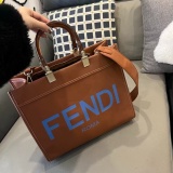 Lettered Embossed Personalized Tote Bag Women's Large Capacity Handbag Travel Bag Fashion