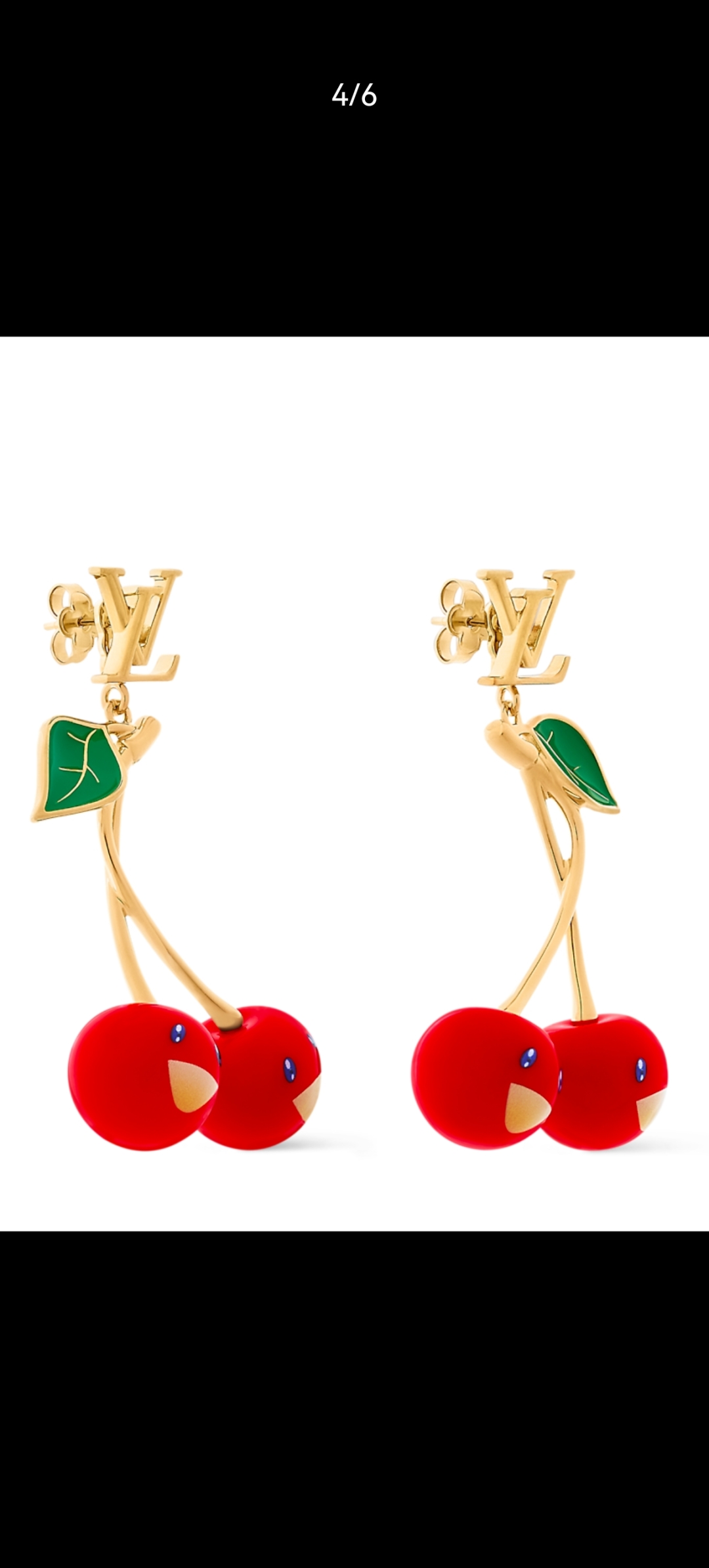 New trendy necklaces, bracelets, earrings