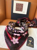 Newly arrived women's fashionable silk scarf(70*70)