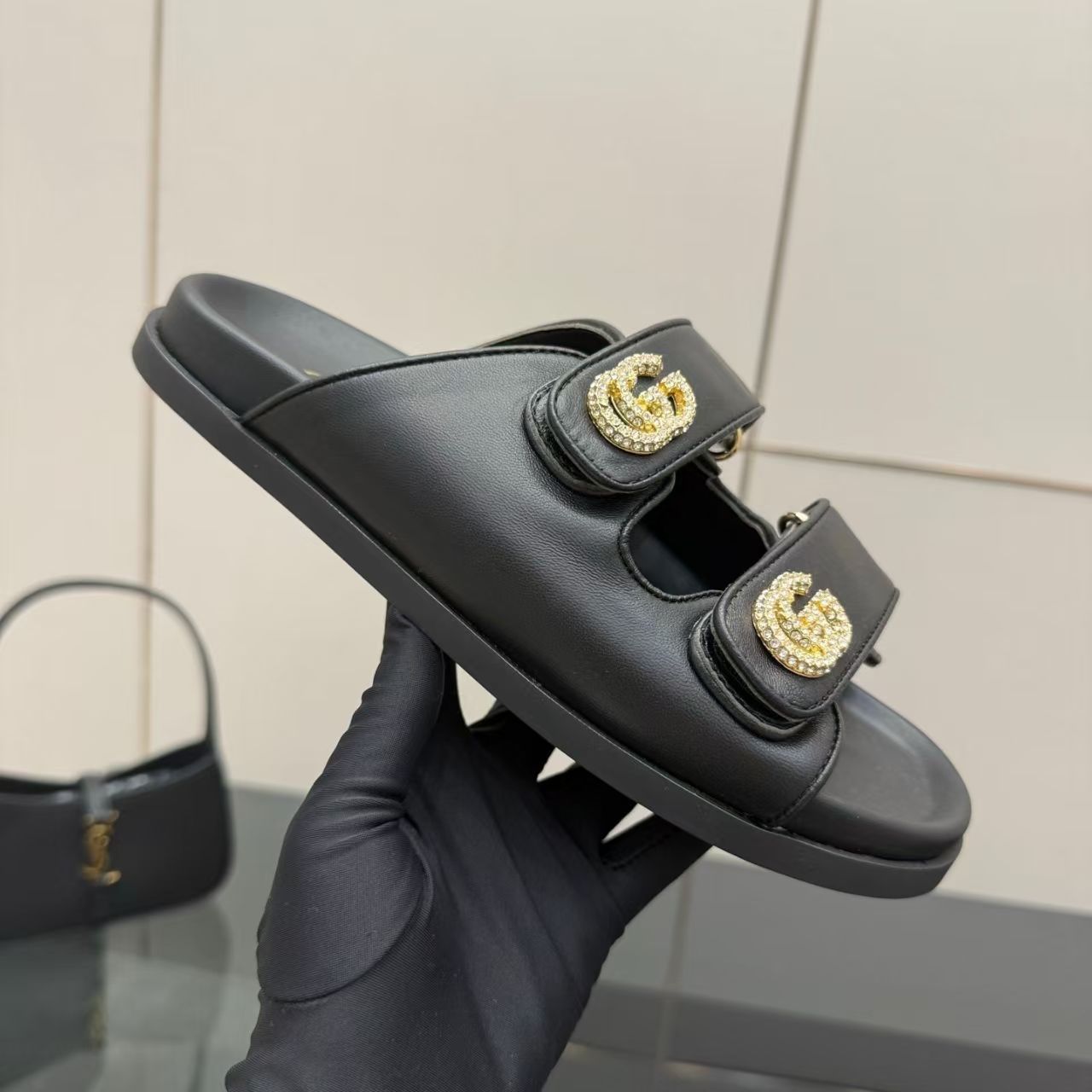 New arrivals of women's slippers(WITHOUT BOX)