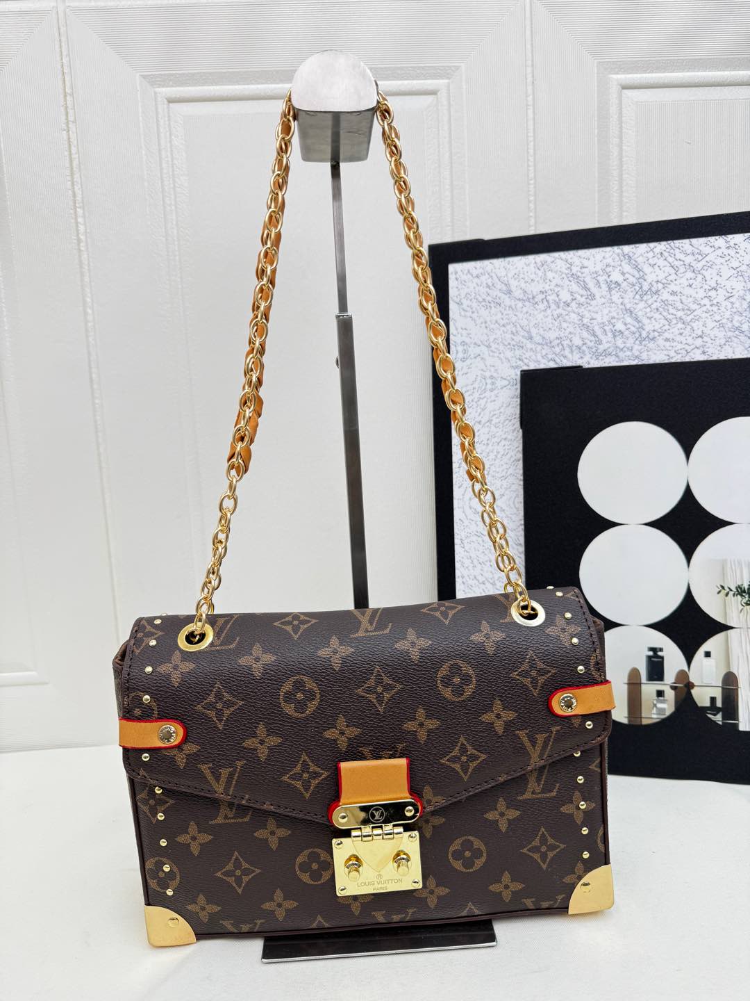 New Fashion Women's Shoulder Bag