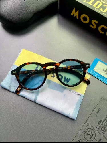 New Fashion Trend Black Super Sunglasses Retro Street Sunglasses(WITH BOX)