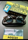 New Fashion Trend Black Super Sunglasses Retro Street Sunglasses(WITH BOX)