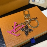 Fashion letter keychain