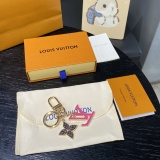 Fashion letter keychain