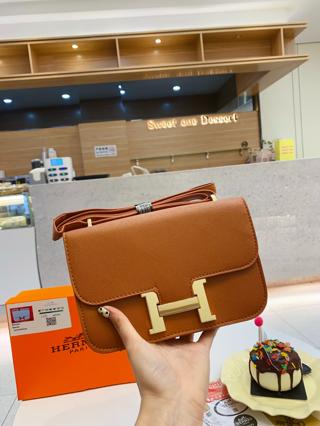 New Fashion Women's Bag(WITH BOX)