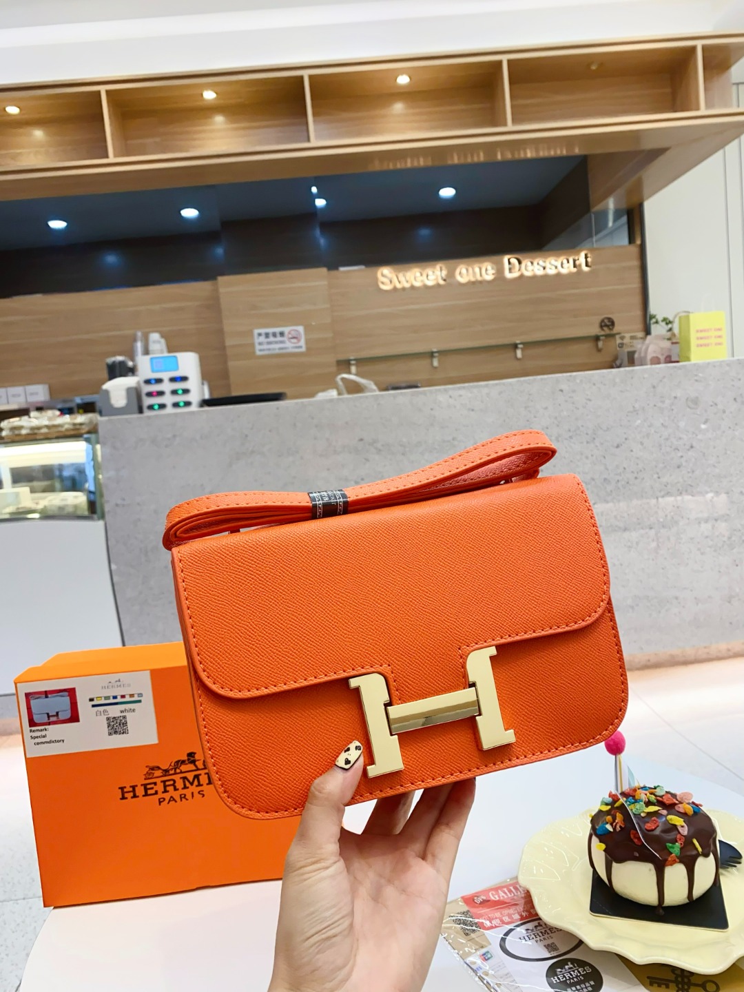 New Fashion Women's Bag(WITH BOX)