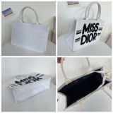 New fashionable women's shoulder bag