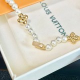 New pearl necklace and bracelets