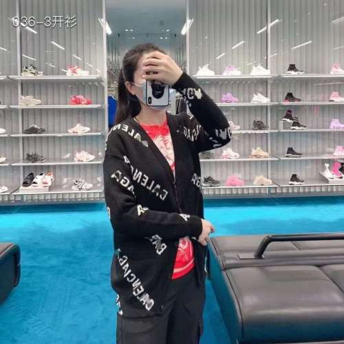 New Fashionable women's knitted sweater