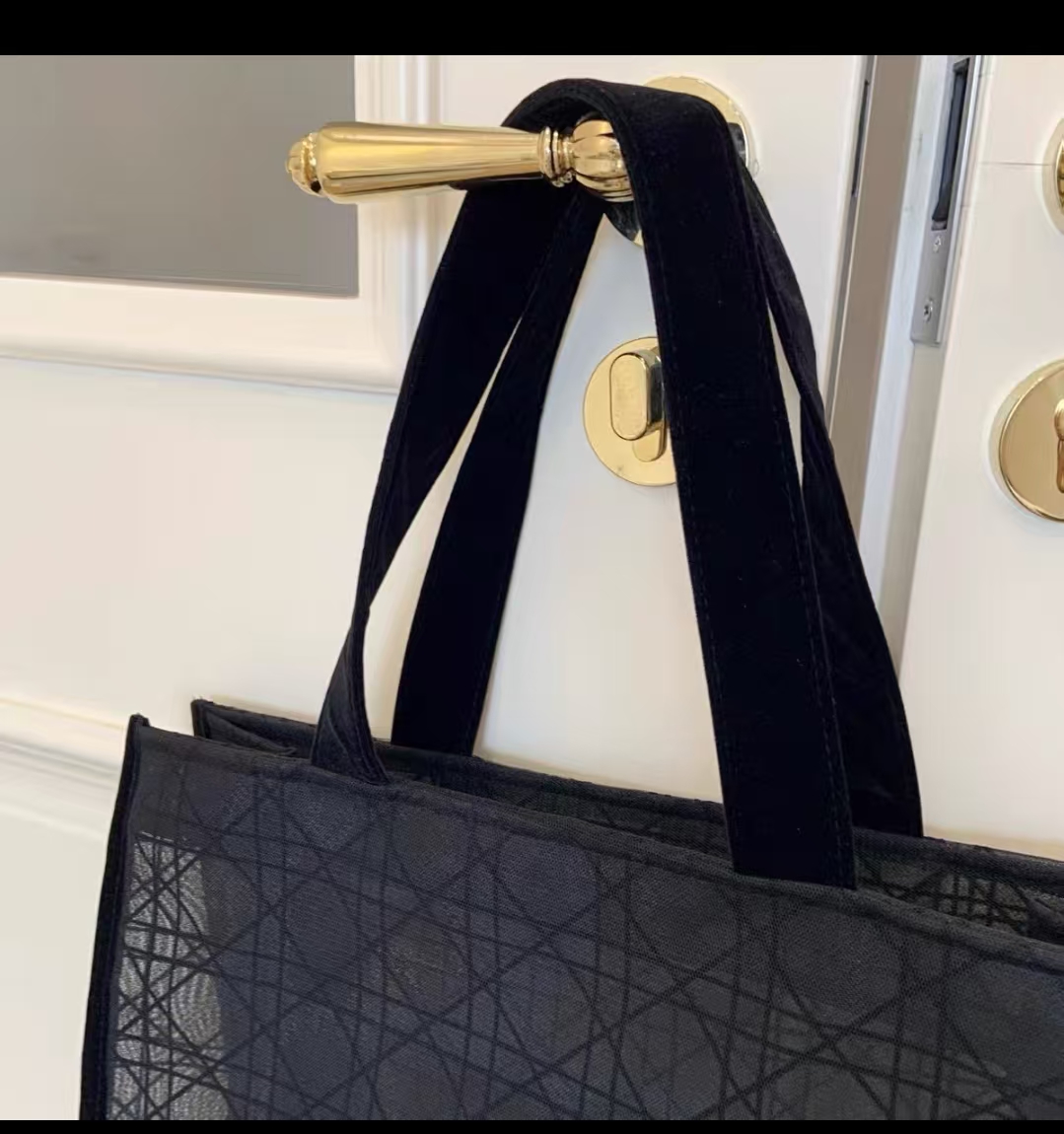 New fashionable women's shoulder bag
