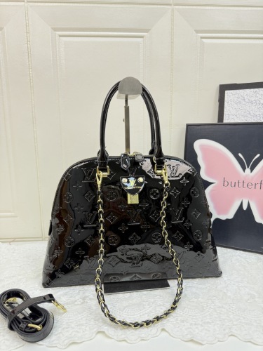 New handbag shoulder bag