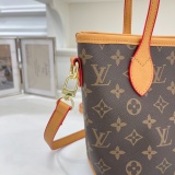 New handbag shoulder bag