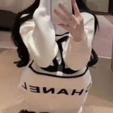 Winter college style slim   long sleeved knitted sweater