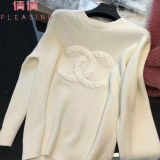 Winter college style slim   long sleeved knitted sweater