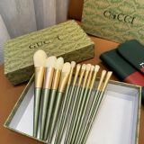 New Fashion Makeup Brush Set