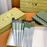 New Fashion Makeup Brush Set