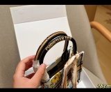 New fashionable women's shoulder bag