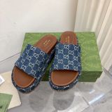 New fashionable women's slippers(WITHOUT BOX)