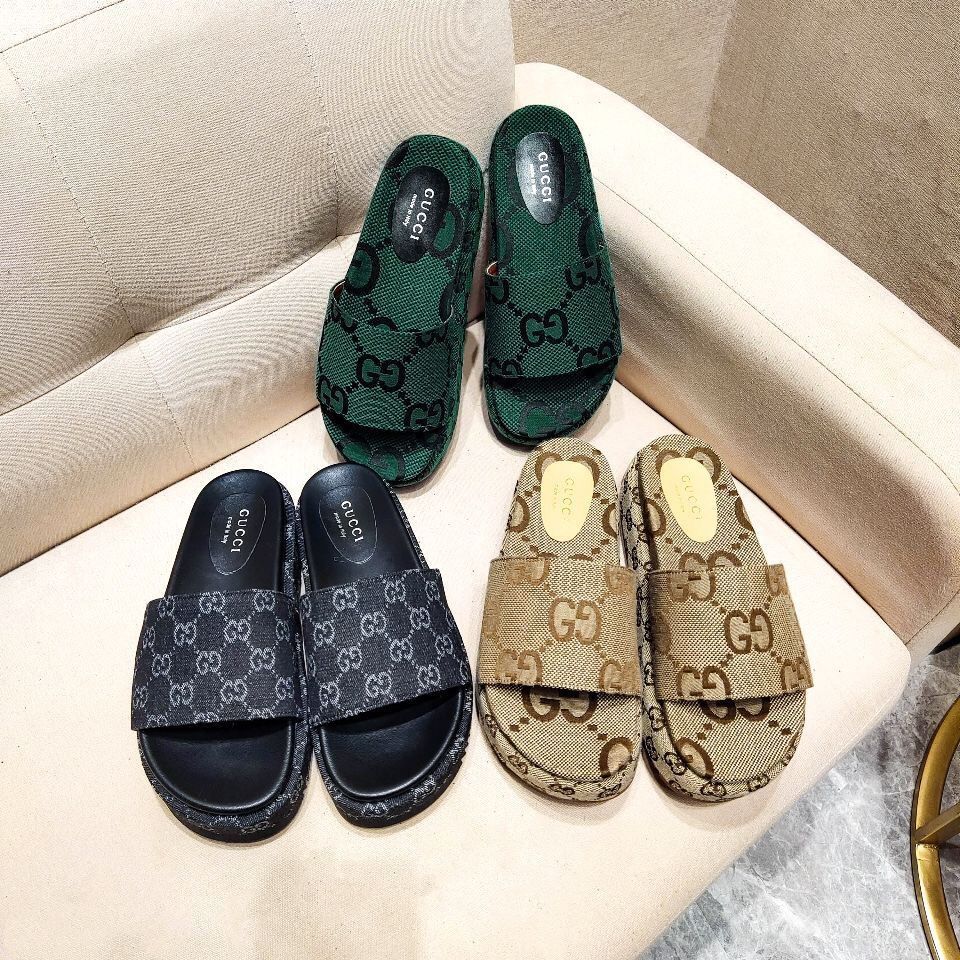 New fashionable women's slippers(WITHOUT BOX)