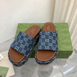 New fashionable women's slippers(WITHOUT BOX)