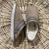 Newly arrived fashionable MEN'S and women's slippers