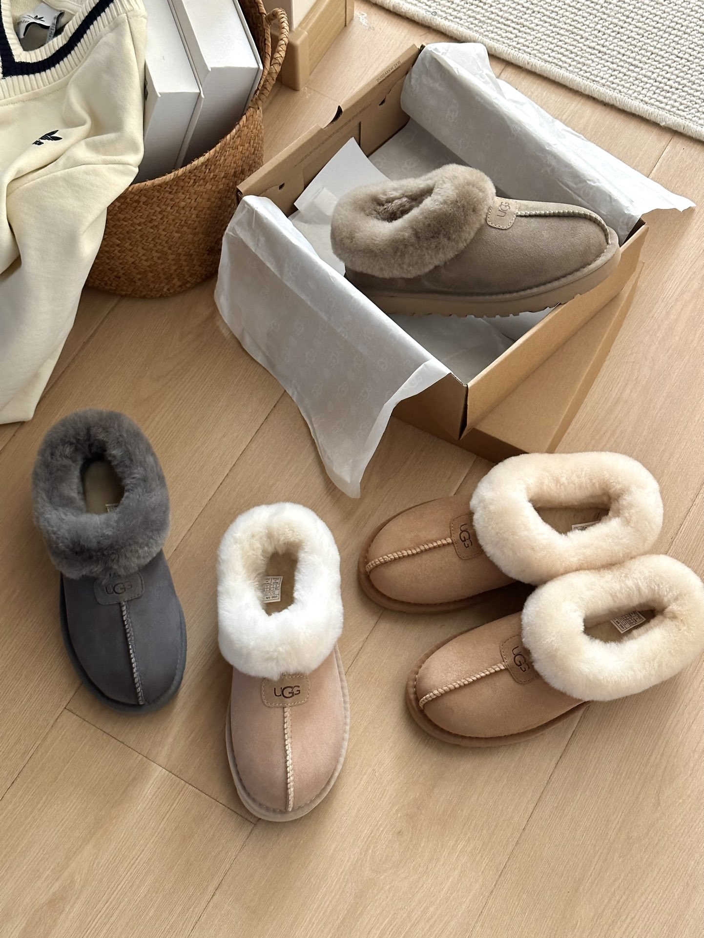 Winter new retro style thick soled fashion simple warm snow boots kids women's shoes(no box)