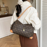 New Bag Fashionable bag