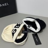 Street Fashion  labeling woolen hat autumn and winter  wild knitted cold hat men and women