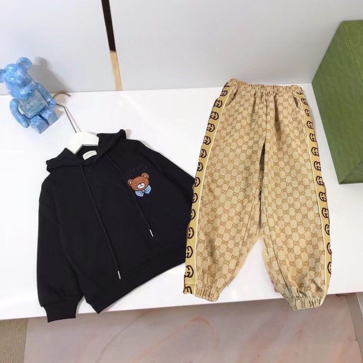 Children's autumn and winter velvet long sleeved suit