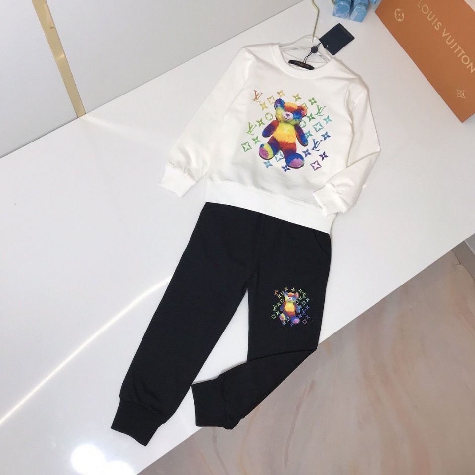 Children's autumn and winter velvet long sleeved suit
