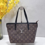 New Bag Fashionable bag