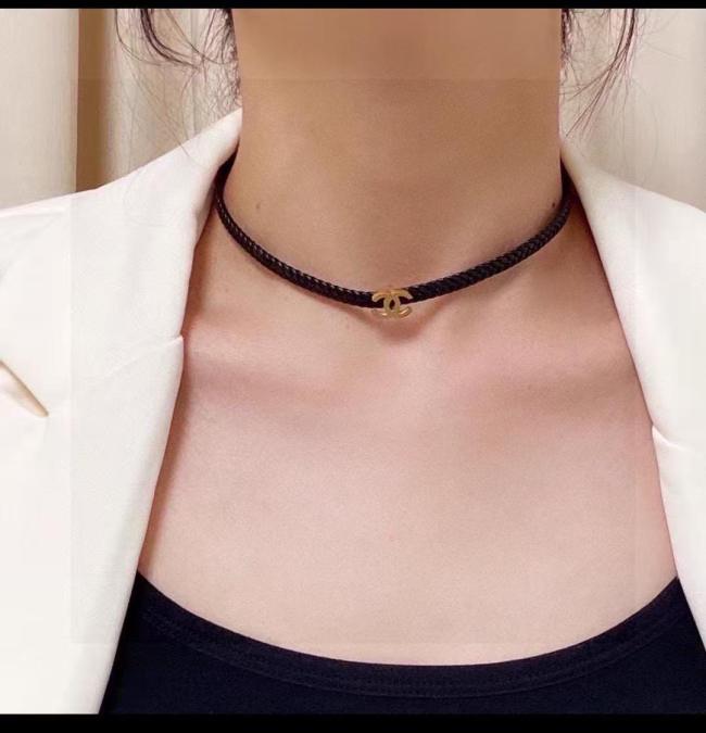 Ladies' Fashion Necklace