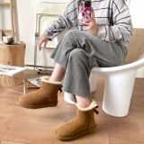Winter new retro style thick soled fashion simple warm snow boots women's shoes