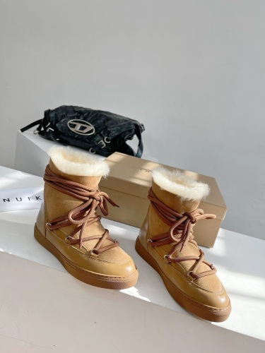 New fashionable sports shoes