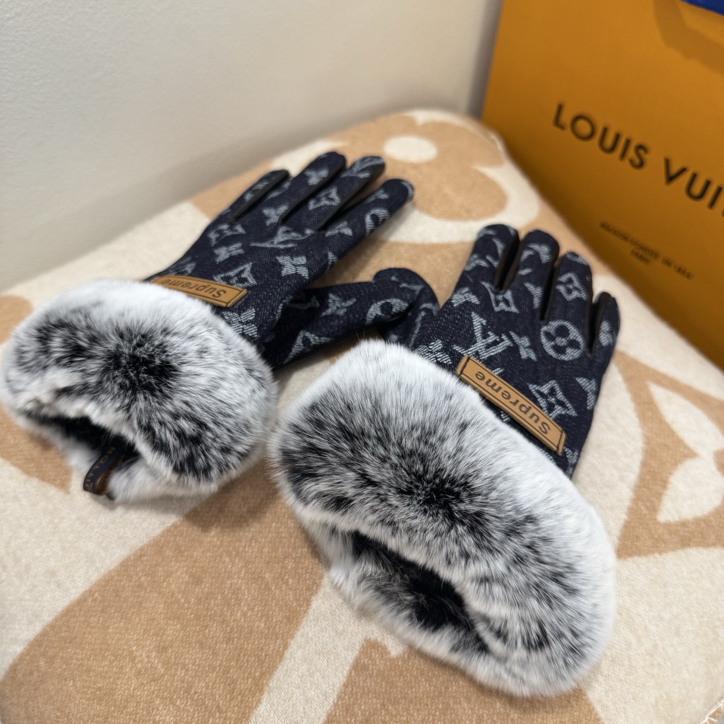 New Fashion Women's Winter Gloves